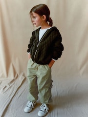 Khakigrün - Parachute-Cargohose mit Jerseyfutter (3–16 Jahre) - Bild 5 von 7