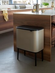 Brabantia Champagne Bo 11 Plus 23L Touch Bin - Image 1 of 6