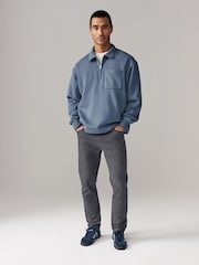 Gris antracita - Pantalones rectos estilo vaqueros en denim elástico suave al tacto con estampado - Imagen 4 de 10