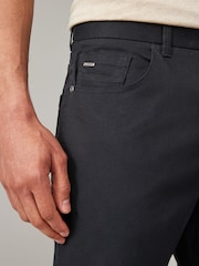 Negro - Pantalones rectos estilo vaqueros en denim elástico suave al tacto con estampado - Imagen 5 de 10