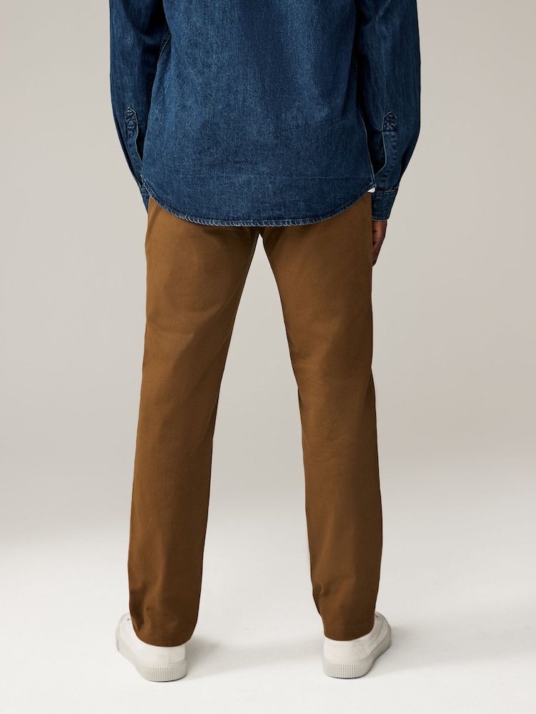 Marrón tostado - Corte slim - Pantalones chinos elásticos con diseño estampado suave al tacto - Imagen 2 de 8 Marrón tostado - Corte slim - Pantalones chinos elásticos con diseño estampado suave al tacto - Imagen 2 de 8