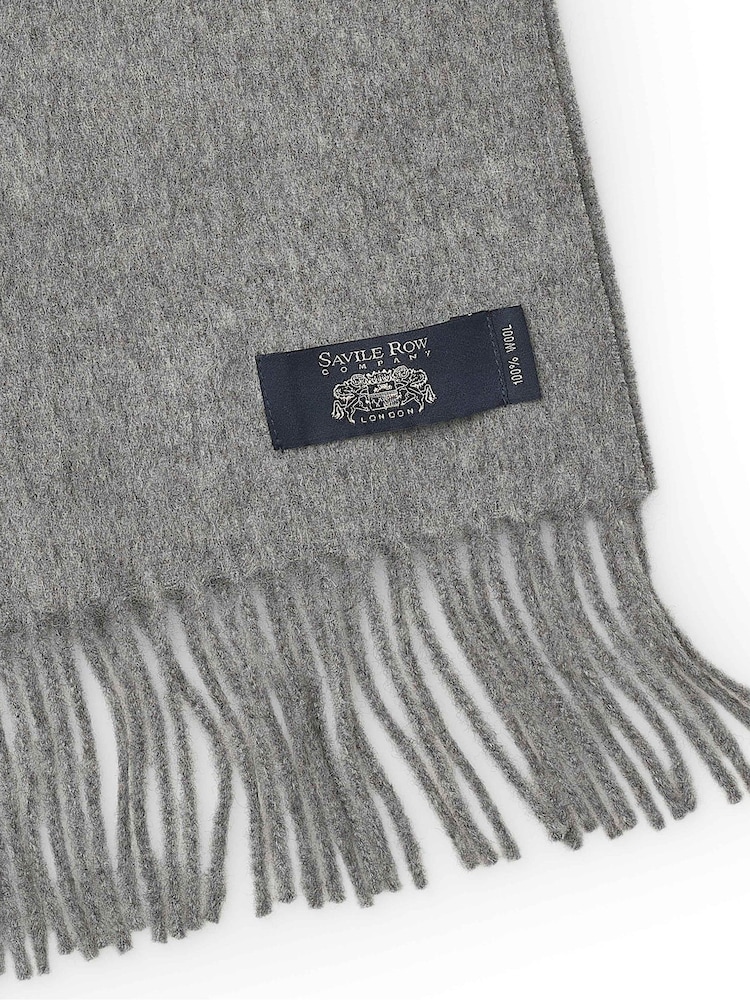 Savile Row Company Grey Virgin Wool Fringed Scarf - Image 2 of 3 Savile Row Company Grey Virgin Wool Fringed Scarf - Image 2 of 3