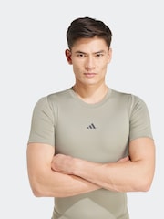 adidas Green TECHFIT Compression Training T-Shirt - Image 4 of 7