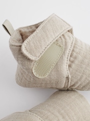 Neutral Muslin Wrap Baby Boots (0-2mths) - Image 5 of 5