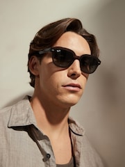 Ray-Ban Grey Erik Sunglasses - Image 4 of 17