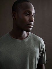 Reiss Fern Green Venice Linen Crew Neck T-Shirt - Image 5 of 5