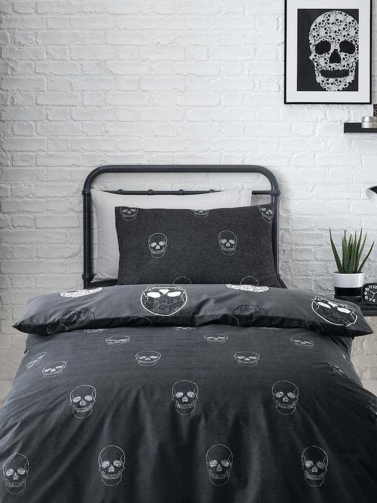 Catherine Lansfield Grey Skulls Reversible Duvet Cover Set - Image 2 of 4