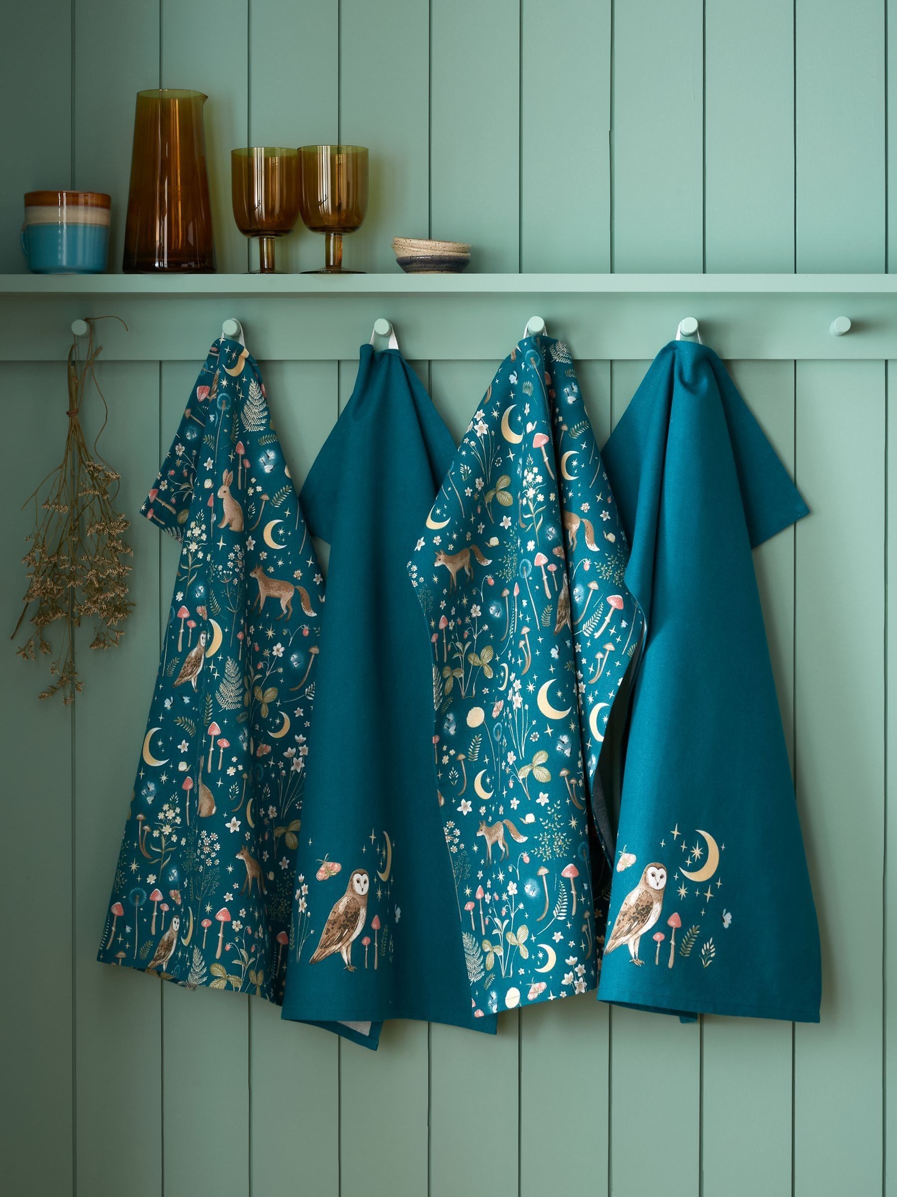 Catherine Lansfield 'Enchanted Twilight Animals' Cotton Kitchen Tea Towel Pack of 4 in Teal | Size: 4 Pack - Image 4