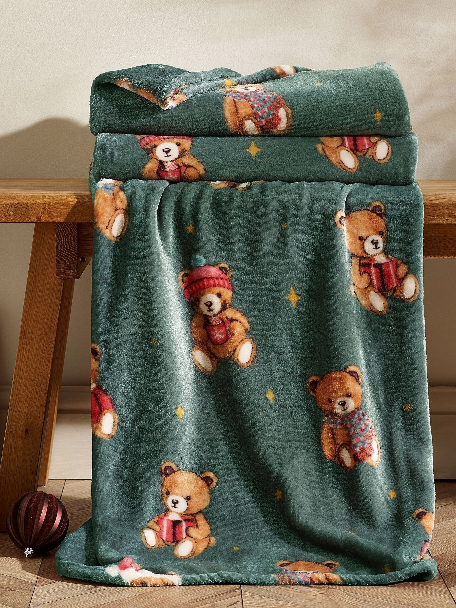 Catherine Lansfield Christmas Tartan Teddy Bear Soft Fleece Throw - Image 8
