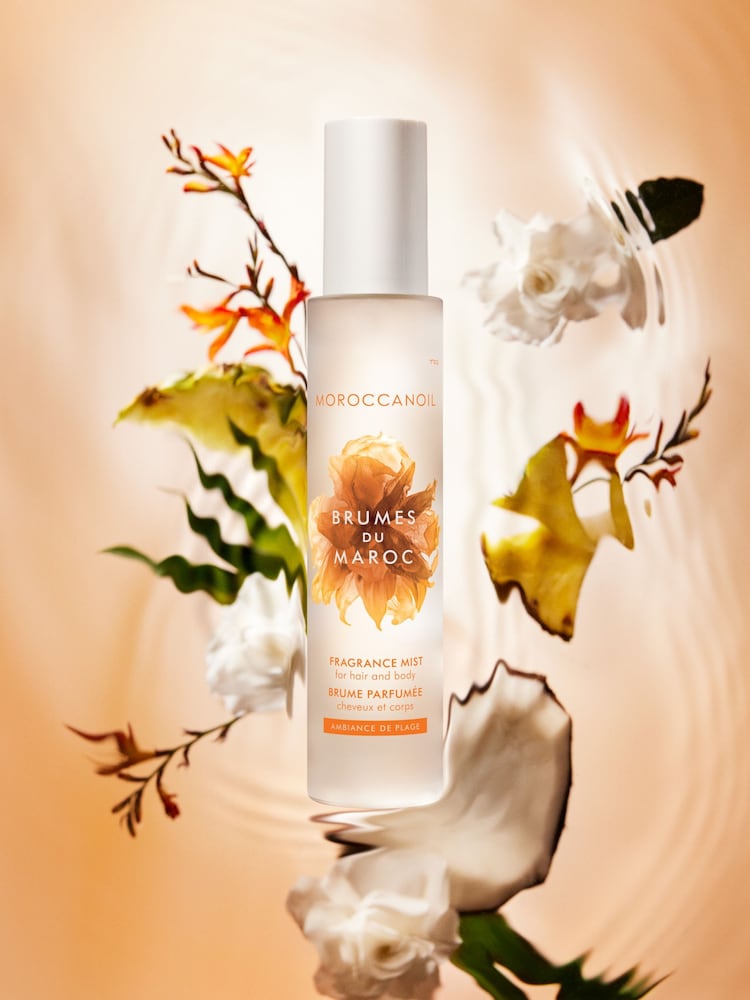 Moroccanoil Hair & Body Fragrance Mist Ambiance de Plage 100ml - Image 2 of 3 Moroccanoil Hair & Body Fragrance Mist Ambiance de Plage 100ml - Image 2 of 3