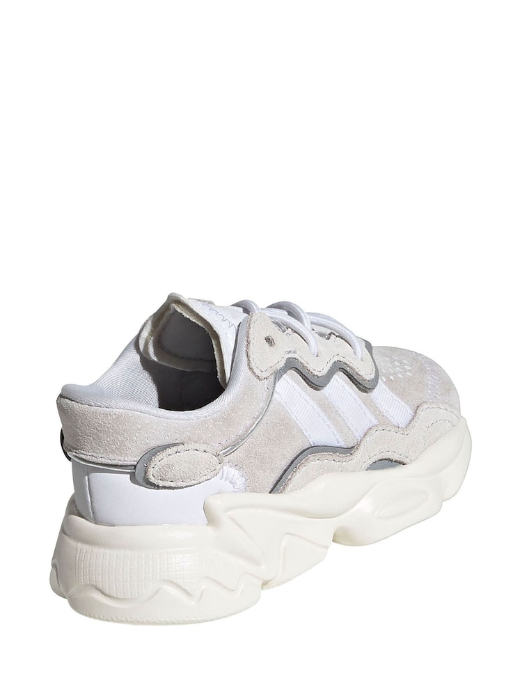 adidas Originals White Ozweego Trainers - Image 4 of 10