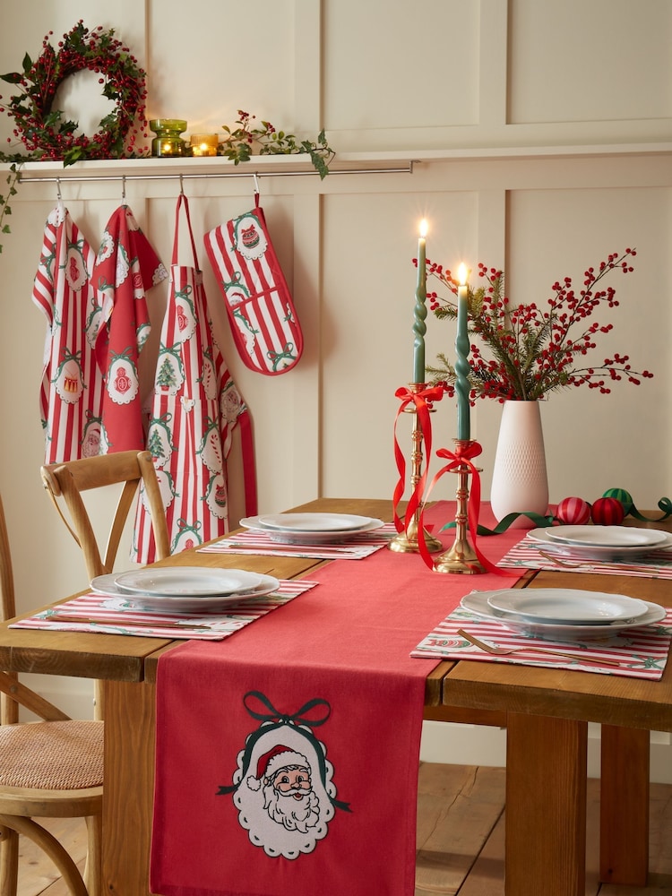 Catherine Lansfield 4 Pack Red Christmas Vintage Stripe Cotton Placemats - Image 2 of 2 Catherine Lansfield 4 Pack Red Christmas Vintage Stripe Cotton Placemats - Image 2 of 2