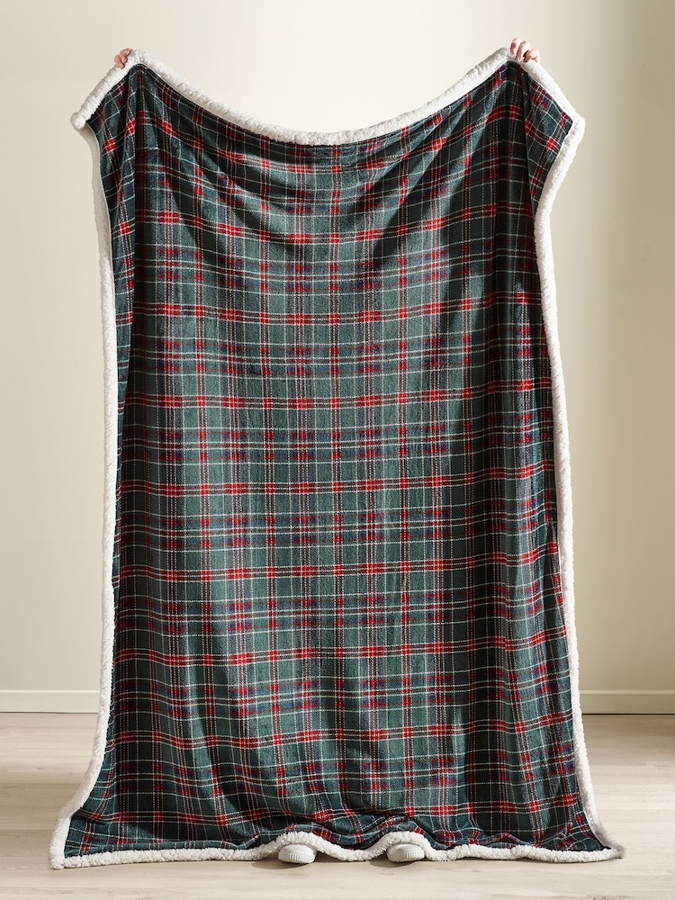 Catherine Lansfield Green Tartan Sherpa Check Cosy Fleece Blanket Throw - Image 2 of 3