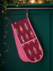 Catherine Lansfield Plum Christmas Nutcracker Double Oven Cotton Gloves - Image 1 of 2