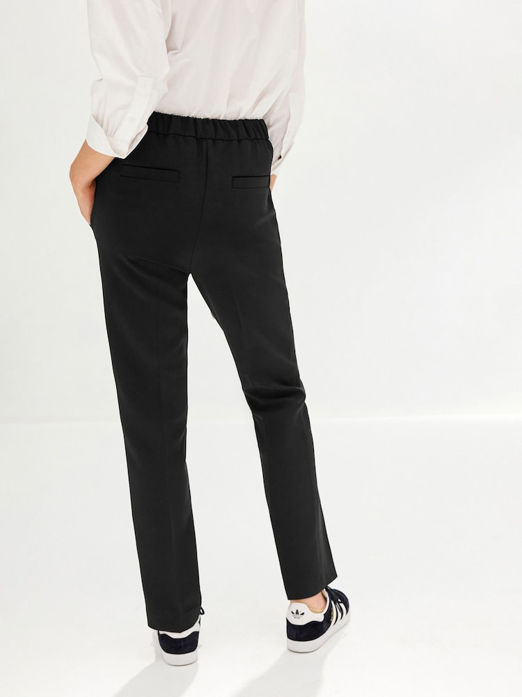 Schwarz - Hose in Straight Fit mit Gummizug hinten - Bild 2 von 6 Schwarz - Hose in Straight Fit mit Gummizug hinten - Bild 2 von 6