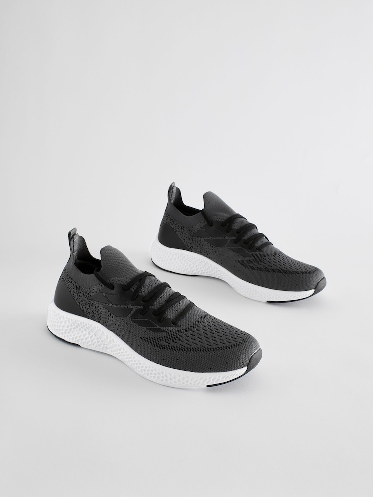 رمادي - حذاء رياضي محبوك - صورة 1 من 5