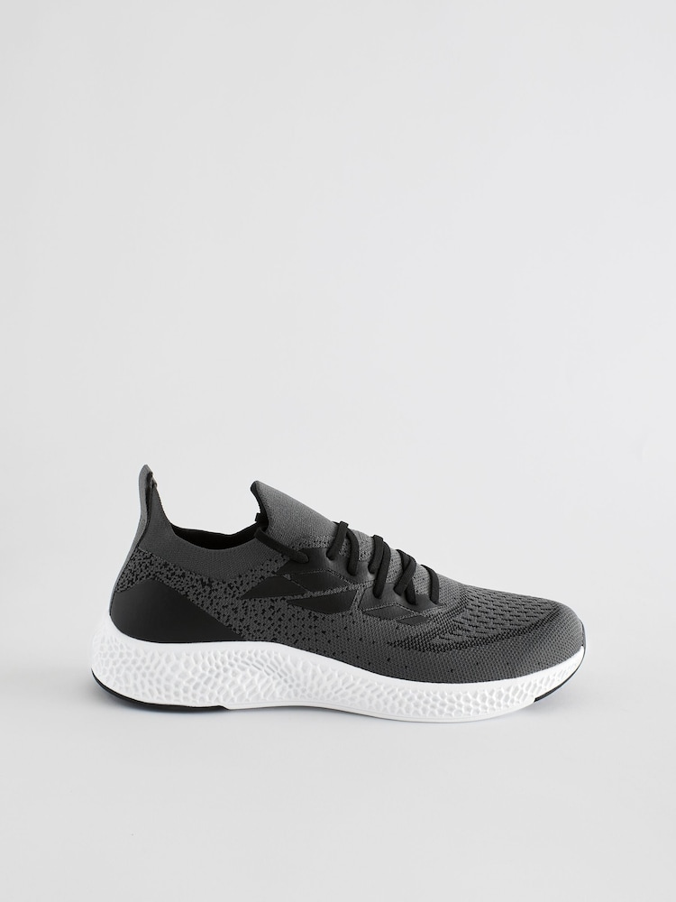 رمادي - حذاء رياضي محبوك - صورة 2 من 5