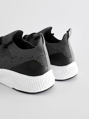 رمادي - حذاء رياضي محبوك - صورة 5 من 5