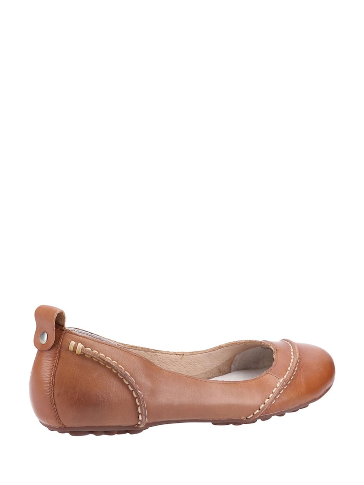 Tostado - Zapatos de bailarina Janessa de Hush Puppies - Imagen 2 de 6 Tostado - Zapatos de bailarina Janessa de Hush Puppies - Imagen 2 de 6