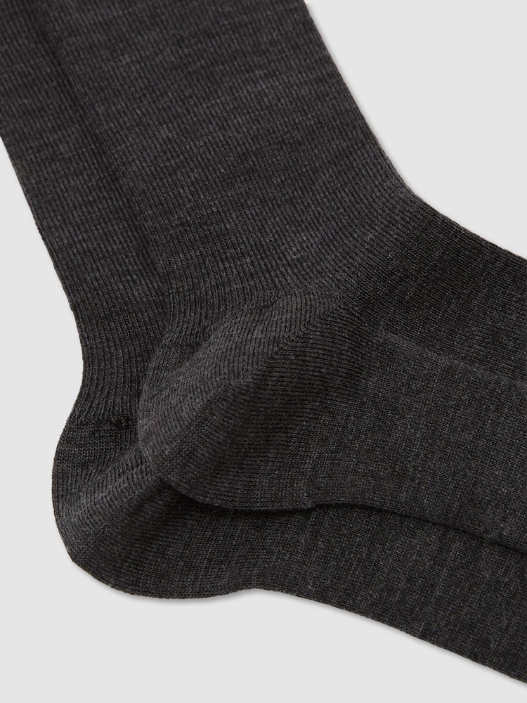 Reiss Charcoal Charlie Wool-Cotton Fine-Rib Socks - Image 1 of 3 Reiss Charcoal Charlie Wool-Cotton Fine-Rib Socks - Image 1 of 3