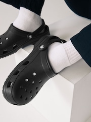 Schwarz - Crocs Erwachsene Klassische Clogs - Bild 11 von 14