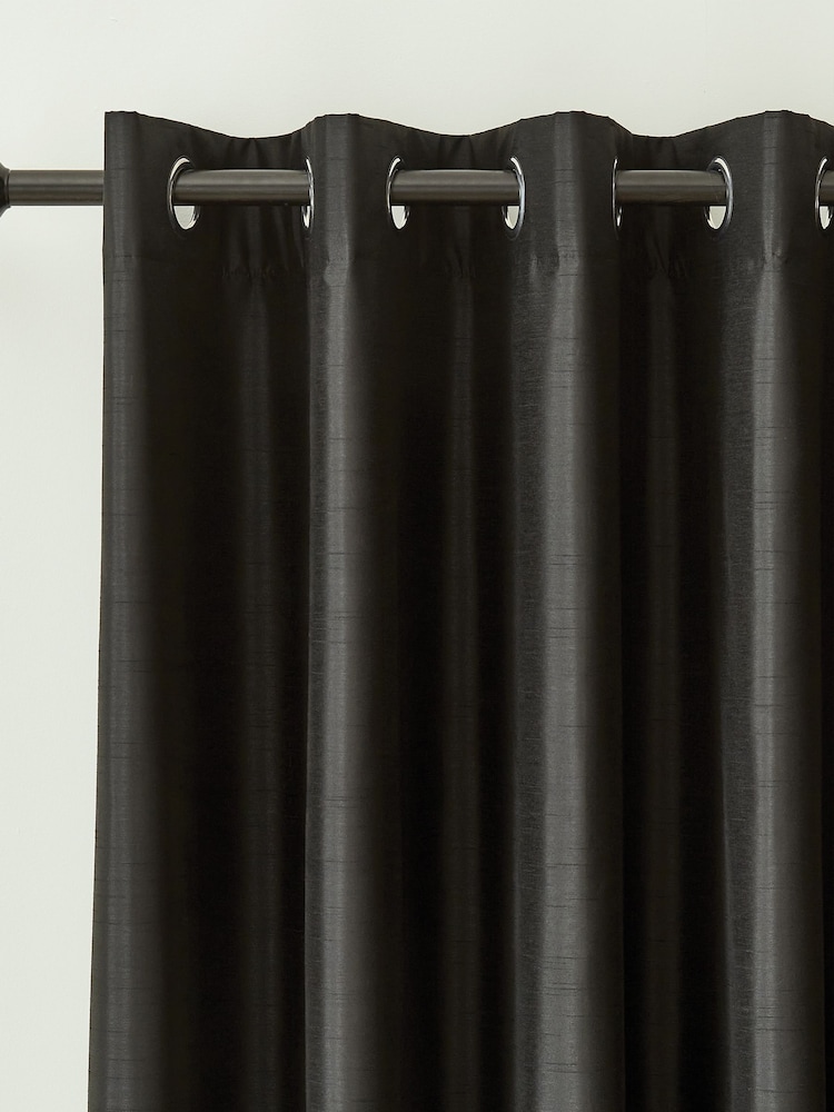 ستائر ناعمة ومريحة من الفرو الصناعي تشكيلة Draught Excluder من Catherine Lansfield - صورة 1 من 9 ستائر ناعمة ومريحة من الفرو الصناعي تشكيلة Draught Excluder من Catherine Lansfield - صورة 1 من 9