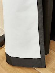 Catherine Lansfield Faux Fur Soft and Cosy Draught Excluder Curtains - Imagem 4 de 9