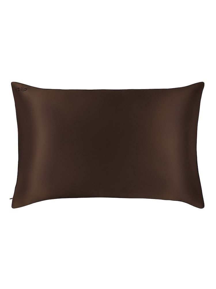 Slip Chocolate Pure Silk Queen Pillowcase - Image 2 of 8 Slip Chocolate Pure Silk Queen Pillowcase - Image 2 of 8