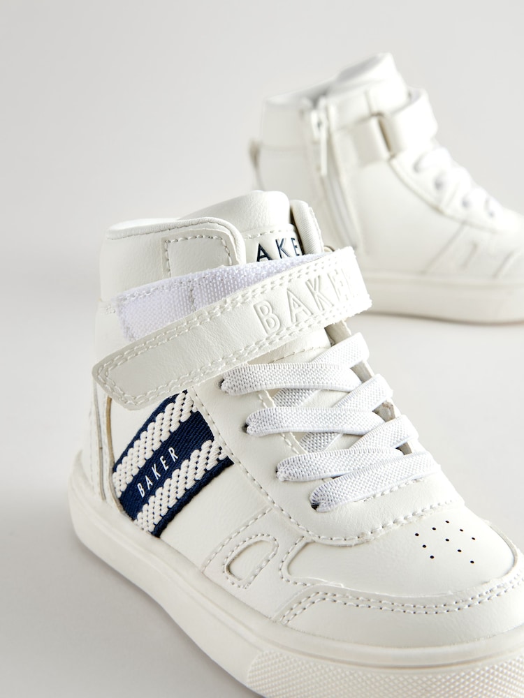 Baker by Ted Baker dečki z blagovno znamko Tape Hi-Top bela Trainers - Slika 7 iz 7 Baker by Ted Baker dečki z blagovno znamko Tape Hi-Top bela Trainers - Slika 7 iz 7