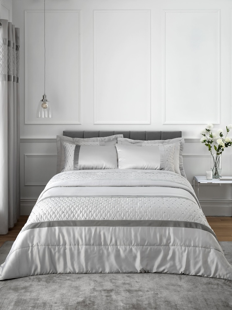 Catherine Lansfield Silver Sequin Cluster Bedspread - Image 1 of 3
