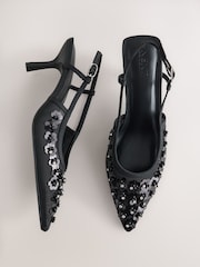 Negro - Zapatos de tacón en punta con tira trasera y malla Forever Comfort® - Imagen 1 de 10