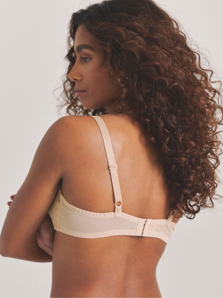 Simply Be Pretty Secrets Minimiser Bras 2 Pack - Imagen 2 de 4 Simply Be Pretty Secrets Minimiser Bras 2 Pack - Imagen 2 de 4