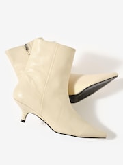 Weiß - Mint Velvet Ashley Suede Ankle Boots - Bild 4 von 4