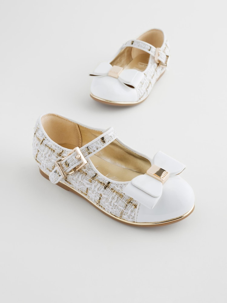 Zapatos blancos de vestir tipo merceditas con lazo para niñas de Baker By Ted Baker - Imagen 1 de 7 Zapatos blancos de vestir tipo merceditas con lazo para niñas de Baker By Ted Baker - Imagen 1 de 7