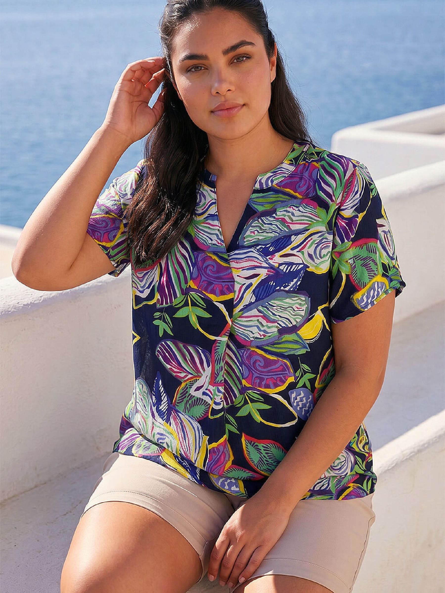 Roman Women's Blue Curve Leaf Print Notch Neck Top