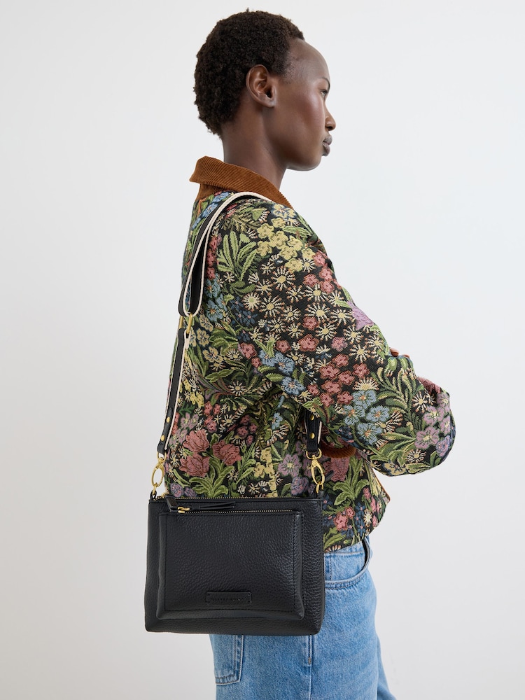 Oliver Bonas Mila Cross-Body Bag - صورة 8 من 8 Oliver Bonas Mila Cross-Body Bag - صورة 8 من 8
