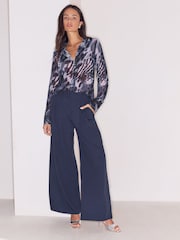 Lipsy Satin Shirt - Larawan 3 ng 4