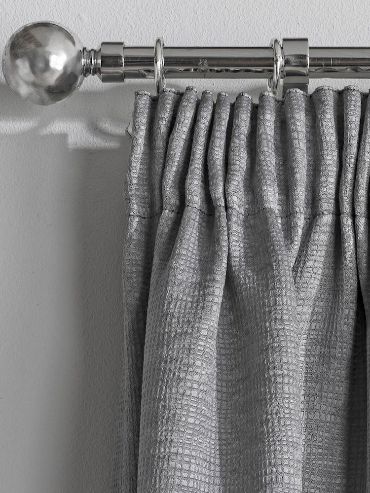 Enhanced Living Matrix Ready Made Blackout Pencil Pleat Curtains - Bild 2 von 4 Enhanced Living Matrix Ready Made Blackout Pencil Pleat Curtains - Bild 2 von 4