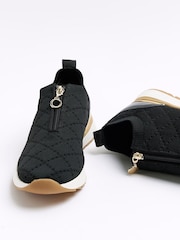 River Island Black Zip Front Quilted Runner - Image 4 of 5