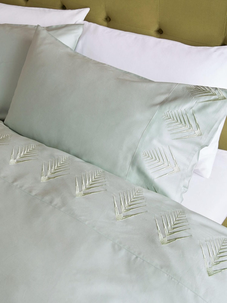 Swoon Mint Green 220 Thread Count 100% Cotton Waltz Duvet Cover and Pillowcase Set - Image 2 of 4