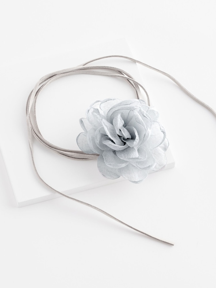 Light Grey Flower Corsage Wrap Choker Necklace - Image 5 of 5