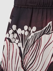 Reiss Burgundy/Cream Fallon Printed Drawstring Shorts - Image 7 of 7