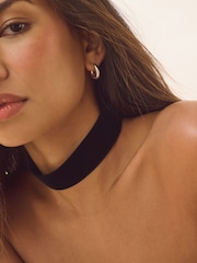 Black Wide Velvet Choker Necklace - Image 2 of 4