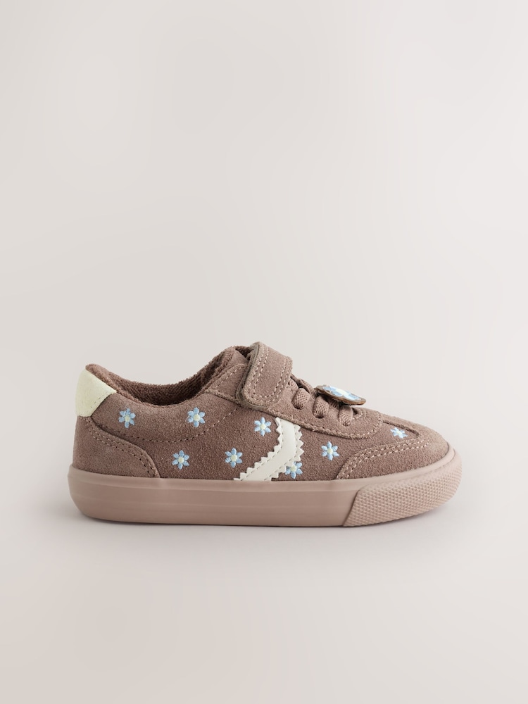 Chocolate Brown Daisy Standard Fit (F) Touch Fastening Elastic Lace Trainers - Image 2 of 5 Chocolate Brown Daisy Standard Fit (F) Touch Fastening Elastic Lace Trainers - Image 2 of 5