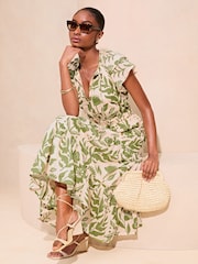 Lipsy Green Short Sleeve Tiered Printed Summer Midi Dress - Image 3 of 4