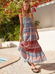 Blau mit Holzschnittmuster - Maxi-Sommerkleid mit Stufendetail - Bild 2 von 8