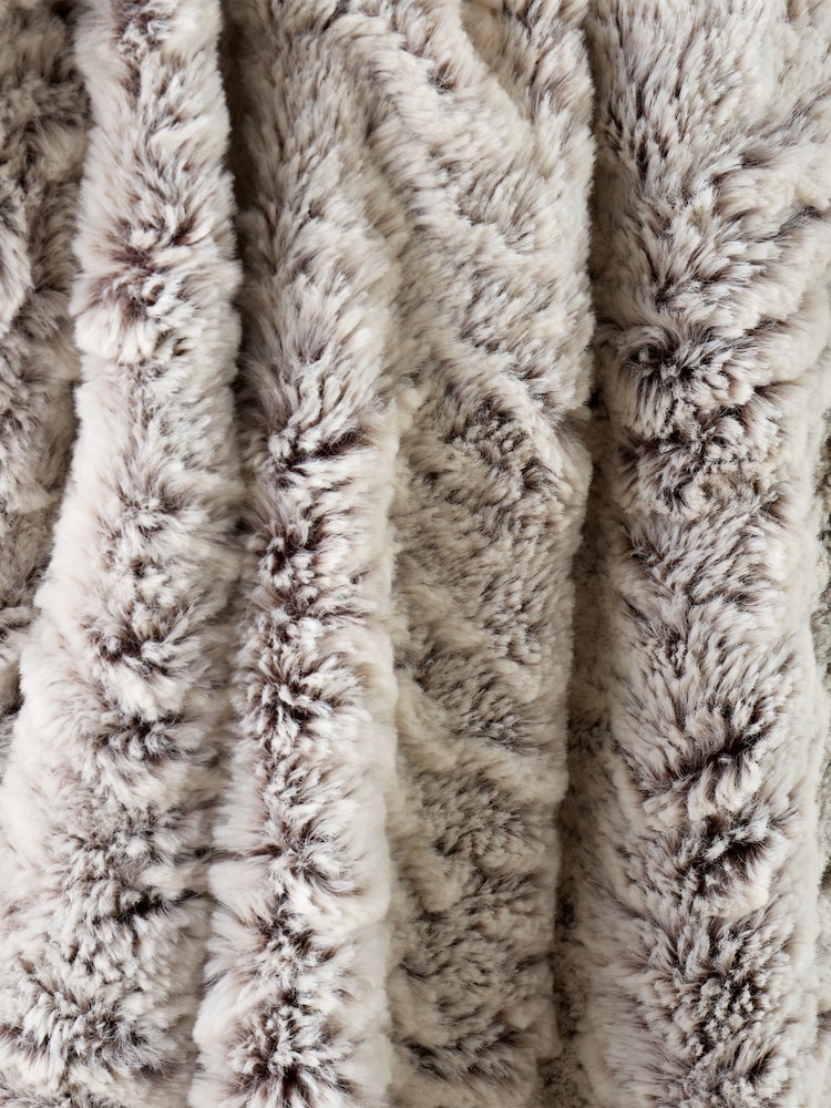 Catherine Lansfield Grey Wolf Faux Fur Throw - Image 3 of 3