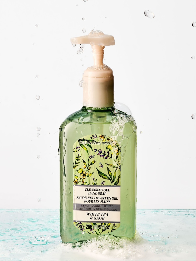 Bath & Body Works White Tea and Sage Cleansing Gel Hand Soap 266ml - Image 2 of 4 Bath & Body Works White Tea and Sage Cleansing Gel Hand Soap 266ml - Image 2 of 4
