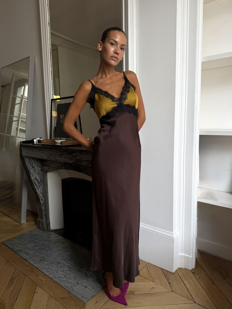 فستان Eden من Never Fully Dressed - صورة 3 من 3