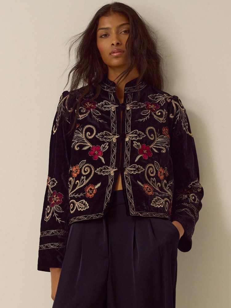 Monsoon Frankie Floral Embroidered Velvet Jacket - Image 1 de 4 Monsoon Frankie Floral Embroidered Velvet Jacket - Image 1 de 4